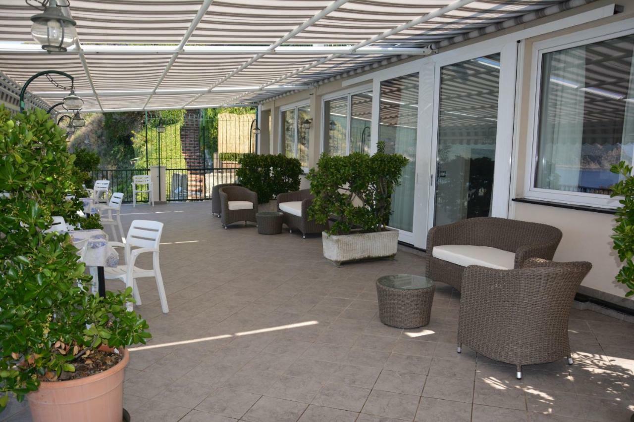 Asseu Hotel Sestri Levante Bagian luar foto