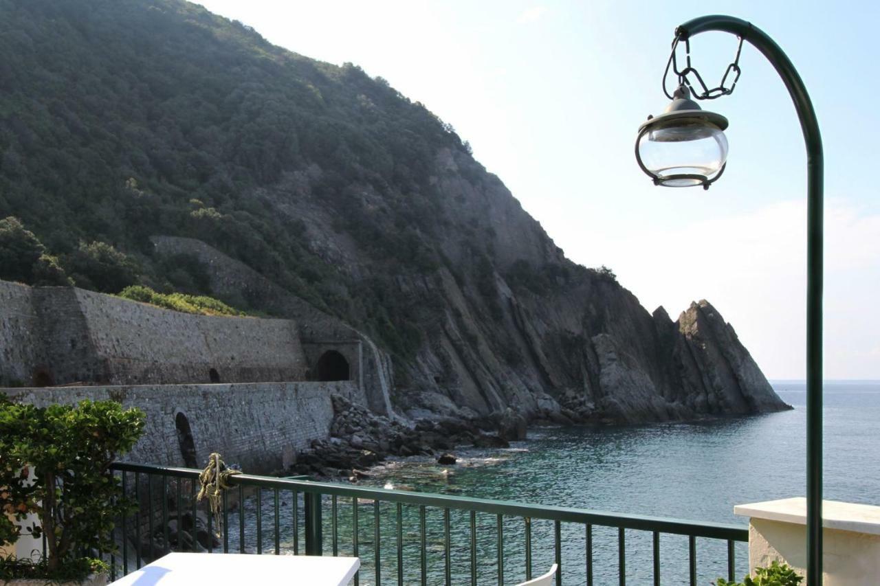 Asseu Hotel Sestri Levante Bagian luar foto