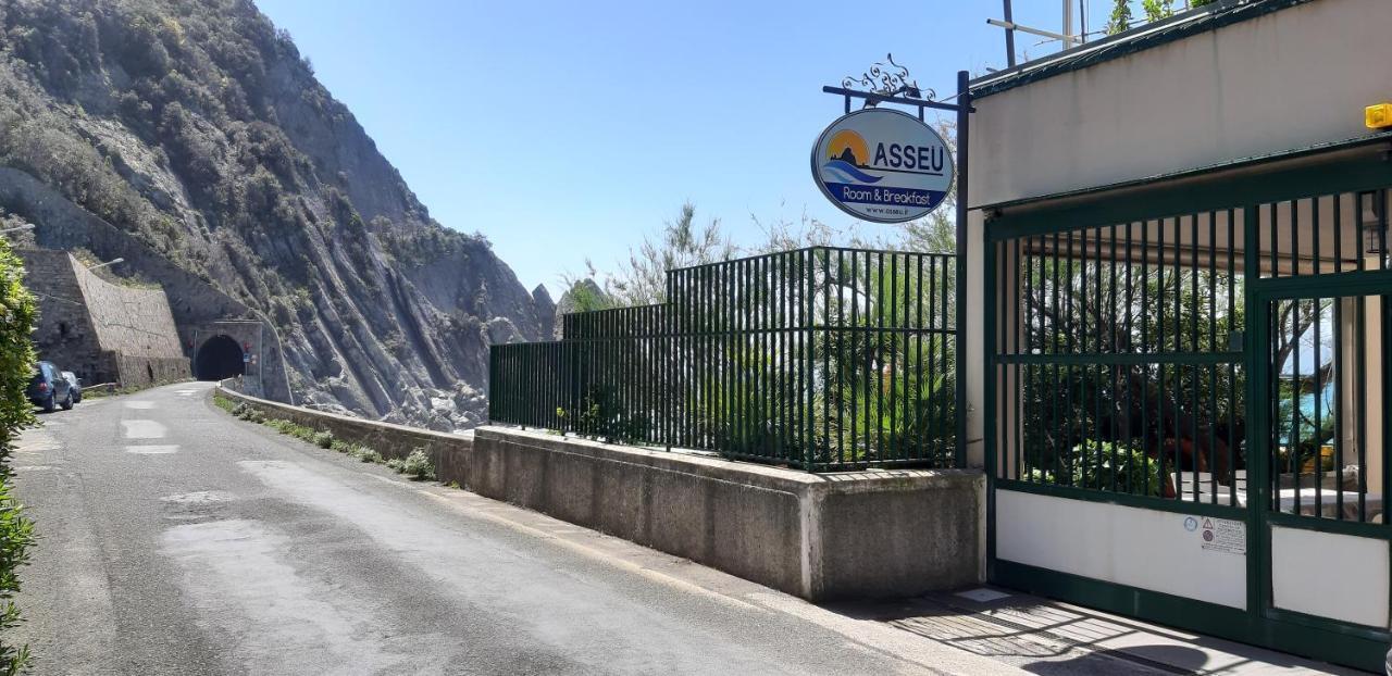 Asseu Hotel Sestri Levante Bagian luar foto